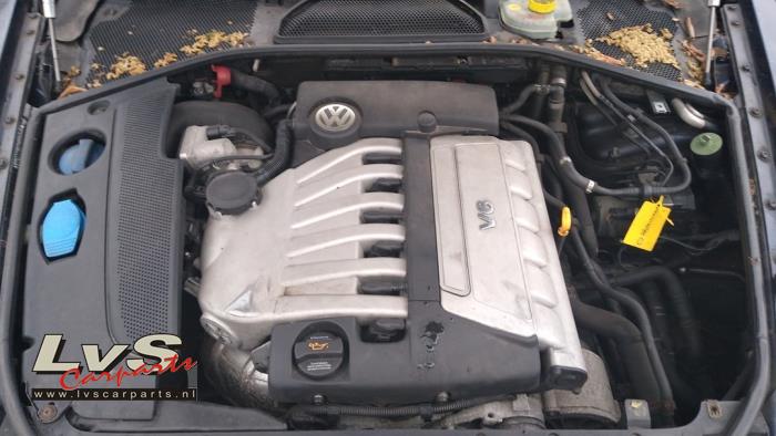 Volkswagen Phaeton Engine