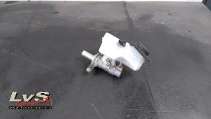 Gebruikte Hoofdremcilinder Dacia Dokker Express (8S) 1.5 dCi 90 Prijs € 30,25 Inclusief btw aangeboden door LvS Carparts
