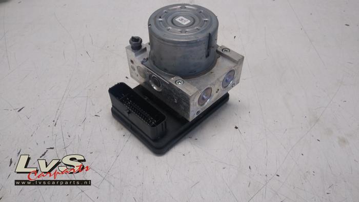 Landrover Discovery ABS pump