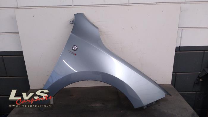 Seat Toledo Front wing, right