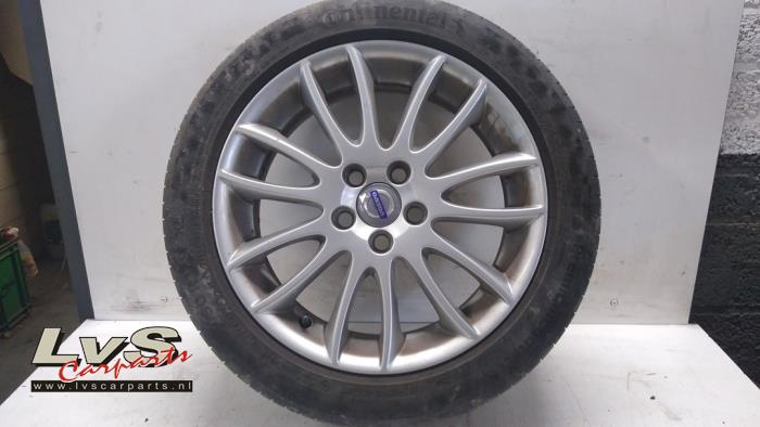 Volvo V50 Wheel + tyre