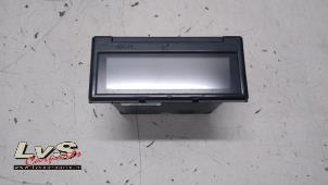 Gebruikte Display Multi Media regelunit Volvo V50 (MW) 1.8 16V Flexifuel Prijs € 50,00 Margeregeling aangeboden door LvS Carparts