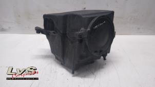 Gebruikte Luchtfilterhuis Volvo V50 (MW) 1.8 16V Flexifuel Prijs € 40,00 Margeregeling aangeboden door LvS Carparts