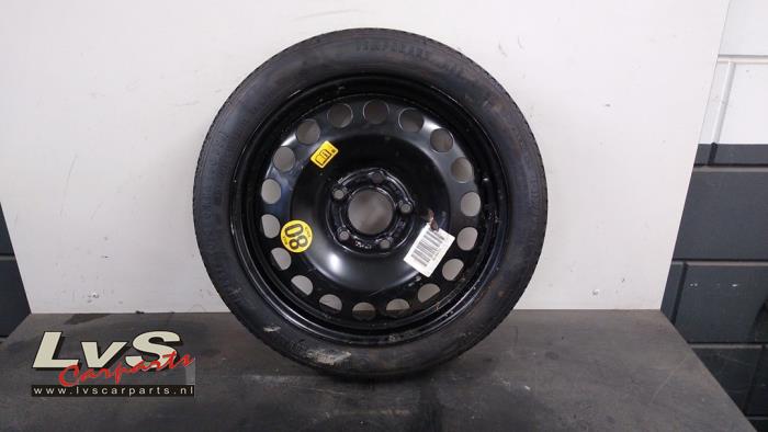 Opel Astra Space-saver spare wheel