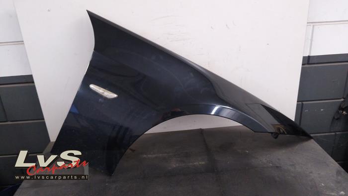 BMW 3-Serie Front wing, right