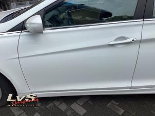 Gebruikte Deur 4Deurs links-voor Hyundai Sonata 2.0 16V CVVT Prijs € 175,00 Margeregeling aangeboden door LvS Carparts