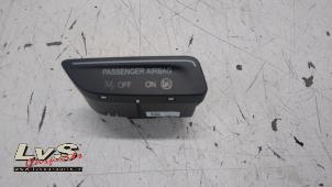 Gebruikte Airbag controle lampje Ford B-Max (JK8) 1.0 EcoBoost 12V 100 Prijs € 10,00 Margeregeling aangeboden door LvS Carparts