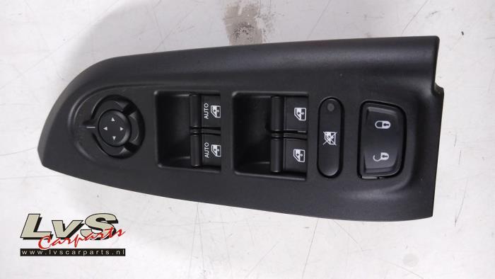 Fiat 500X Multi-functional window switch