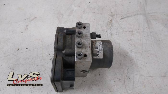 Opel Astra ABS pump