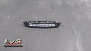 Gebruikte Schakelaar Stoelverwarming Mercedes A (W176) 1.6 A-160 16V Prijs € 75,00 Margeregeling aangeboden door LvS Carparts