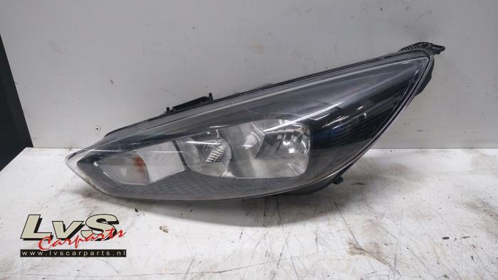 Ford Focus Headlight, left