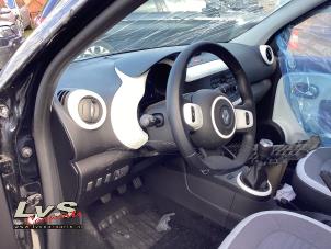 Gebruikte Airbag set + dashboard Renault Twingo III (AH) 1.0 SCe 75 12V Prijs € 1.000,00 Margeregeling aangeboden door LvS Carparts