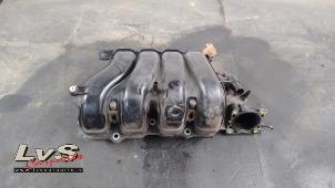 Gebruikte Inlaatspruitstuk Toyota Yaris III (P13) 1.33 16V Dual VVT-I Prijs € 40,00 Margeregeling aangeboden door LvS Carparts