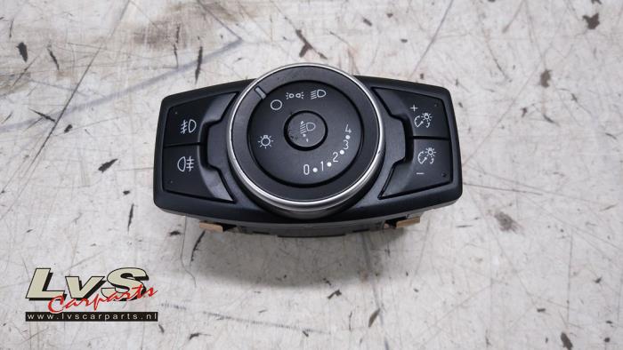 Ford Focus Light switch