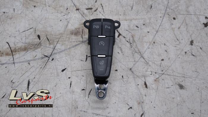 Ford Focus PDC switch