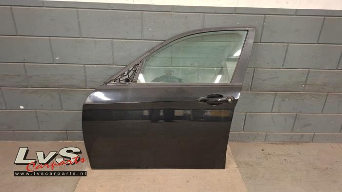 BMW 1-Serie Door 4-door, front left