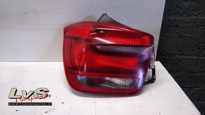 BMW 1-Série Feu arrière gauche