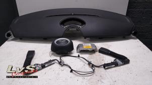 Gebruikte Airbag set + dashboard Mini Mini (R56) 1.6 16V Cooper Prijs € 400,00 Margeregeling aangeboden door LvS Carparts
