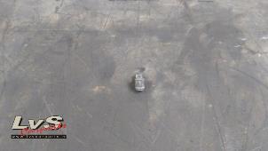 Gebruikte Parkeersensor BMW 5 serie Touring (F11) 520d 16V Prijs € 15,00 Margeregeling aangeboden door LvS Carparts