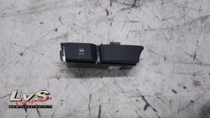 Gebruikte ESP Schakelaar Opel Meriva 1.7 CDTI 16V Prijs € 15,00 Margeregeling aangeboden door LvS Carparts