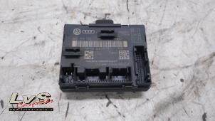 Gebruikte Centrale Deurvergrendelings Module Audi A5 (8T3) 2.7 TDI V6 24V Prijs € 14,00 Margeregeling aangeboden door LvS Carparts
