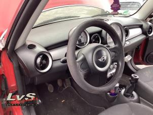 Gebruikte Airbag set + dashboard Mini Mini (R56) 1.4 16V One Prijs € 275,00 Margeregeling aangeboden door LvS Carparts