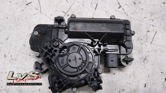 Audi A4 Tailgate motor