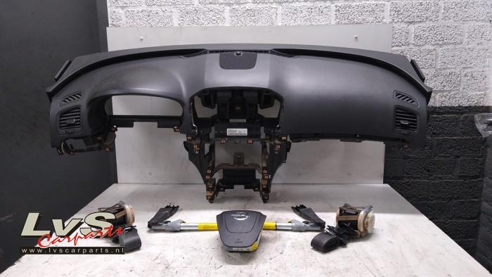 Opel Insignia Airbag set + dashboard