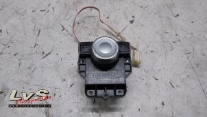 Gebruikte MMI schakelaar Mercedes C (W204) 2.2 C-220 CDI 16V Prijs € 95,00 Margeregeling aangeboden door LvS Carparts