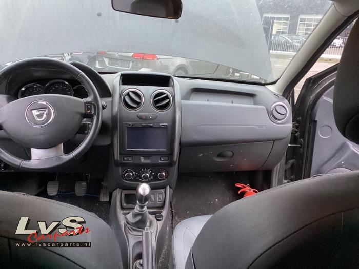 Dacia Duster Airbag set + dashboard