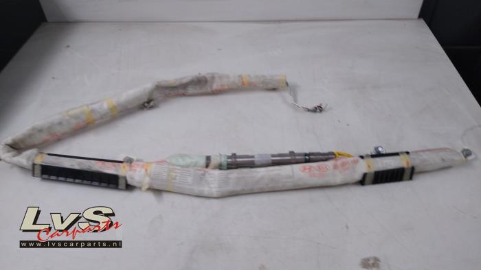 Kia Rio Roof curtain airbag