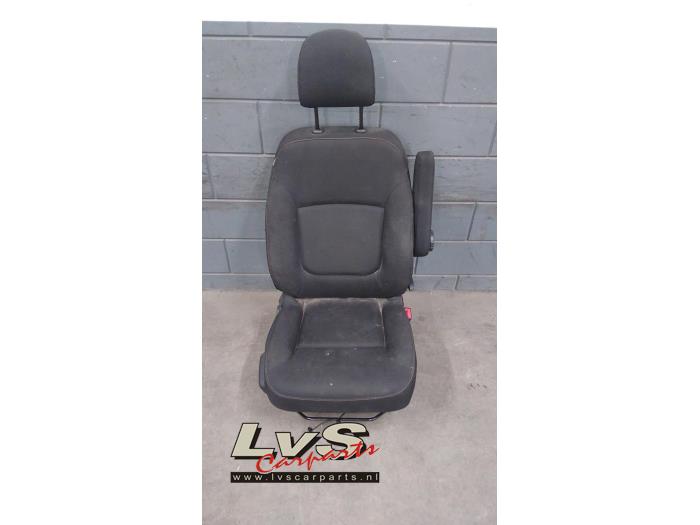 Renault Trafic Seat, right