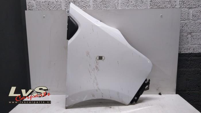 Renault Trafic Front wing, right