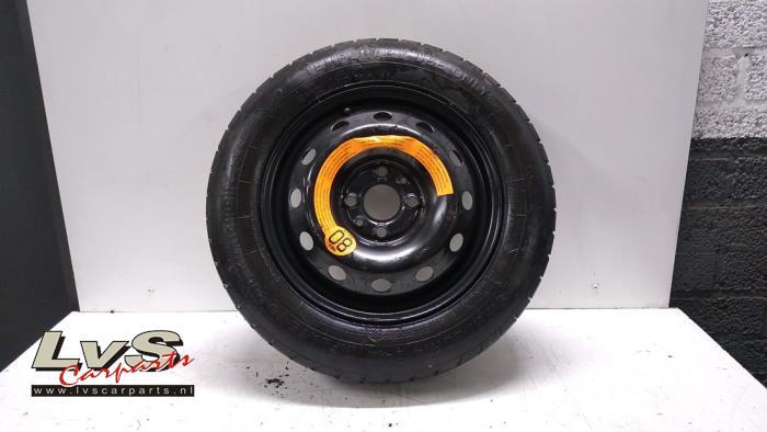 Fiat 500 Space-saver spare wheel
