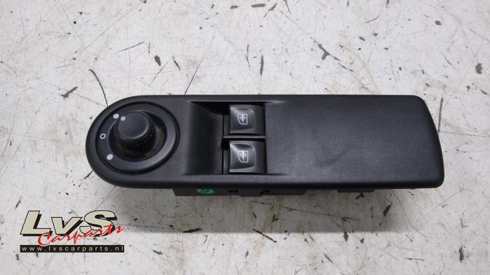 Renault Clio Electric window switch