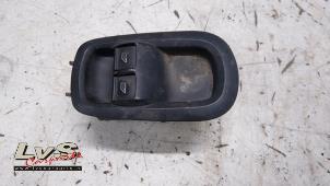 Gebruikte Schakelaar Elektrisch Raam Ford Transit Custom 2.2 TDCi 16V Prijs € 50,00 Margeregeling aangeboden door LvS Carparts