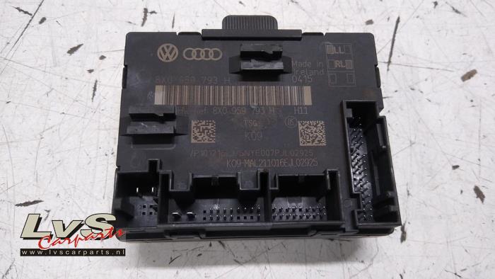 Audi A1 Central door locking module
