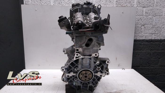 Motor van een Volkswagen Polo V (6R) 1.2 12V BlueMotion Technology 2010