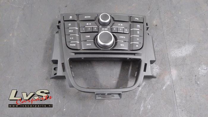 Opel Astra Radio control panel