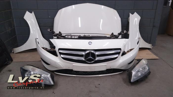 Mercedes A-Klasse Vorderfront komplett
