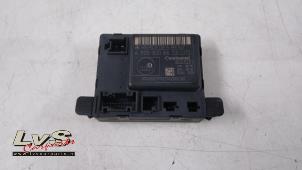 Gebruikte Deur module Mercedes Sprinter 3,5t (906.63) 311 CDI 16V Prijs € 40,00 Margeregeling aangeboden door LvS Carparts