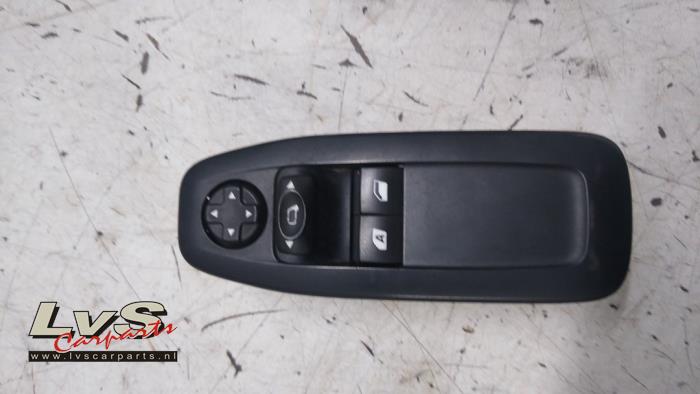 Peugeot 208 Electric window switch