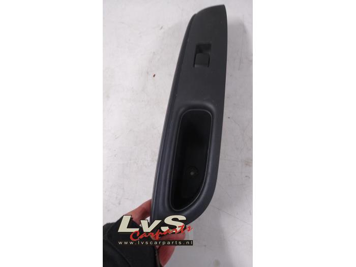 Nissan Note Electric window switch
