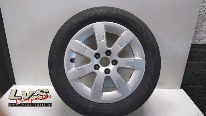 Volkswagen Polo Wheel + tyre