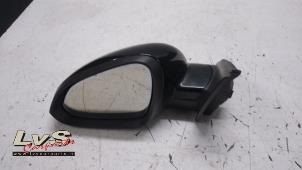 Gebruikte Spiegel Buiten links Opel Insignia Sports Tourer 2.0 CDTI 16V 130 ecoFLEX Prijs € 125,00 Margeregeling aangeboden door LvS Carparts