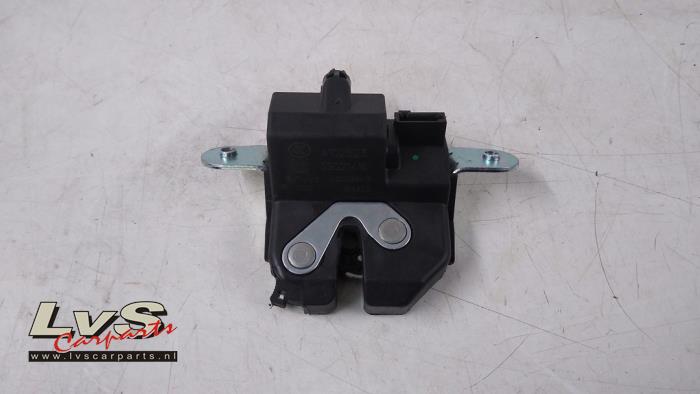 Opel Astra Tailgate lock mechanism