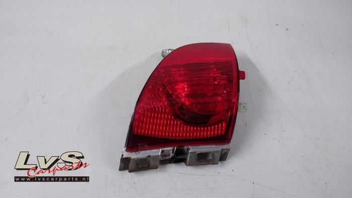 Peugeot 2008 Rear fog light