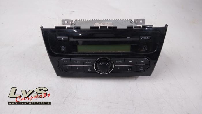 Mitsubishi Space Star Radio CD Spieler