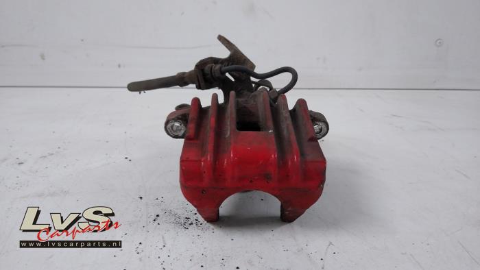 Volkswagen Golf Rear brake calliper, right