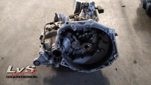 Gebruikte Versnellingsbak Opel Karl 1.0 12V Prijs € 375,00 Margeregeling aangeboden door LvS Carparts